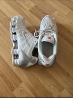 Nike Shox weiß Baden-Württemberg - Offenburg Vorschau