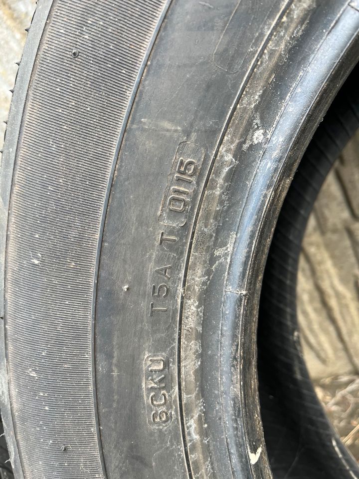 Bridgestone 235/60R16 Sommerreifen in Bitburg