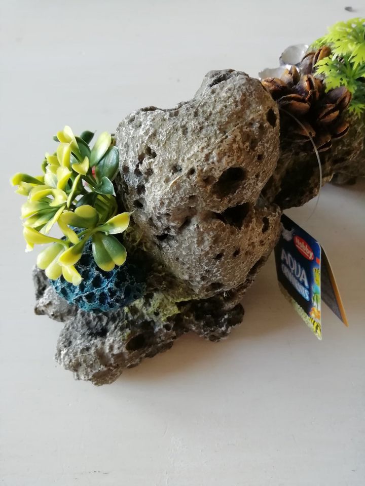 Aquarium Deko Korallen Riff Kunstpflanzen Höhle Stein Fische in Geist