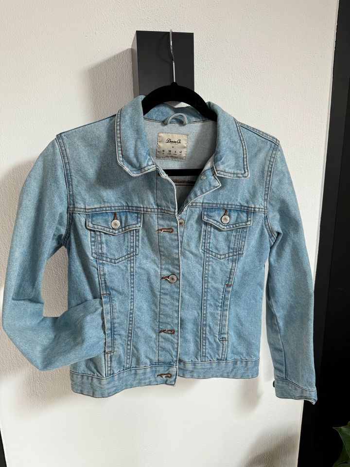 Jeansjacke Gr. 38 in Bad Pyrmont