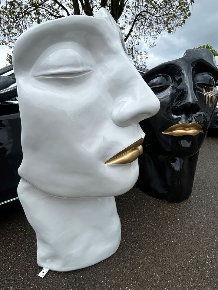 Gesicht Deko Skulptur in Herbolzheim