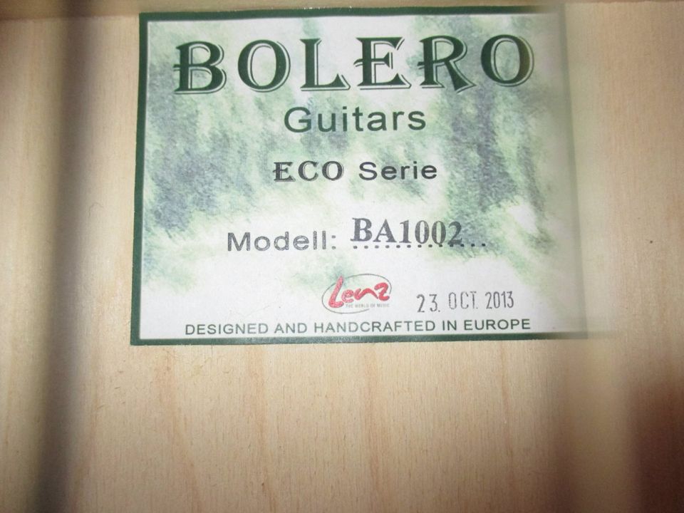 Konzertgitarre 3/4 Bolero Eco Serie mit Tasche in Hamburg