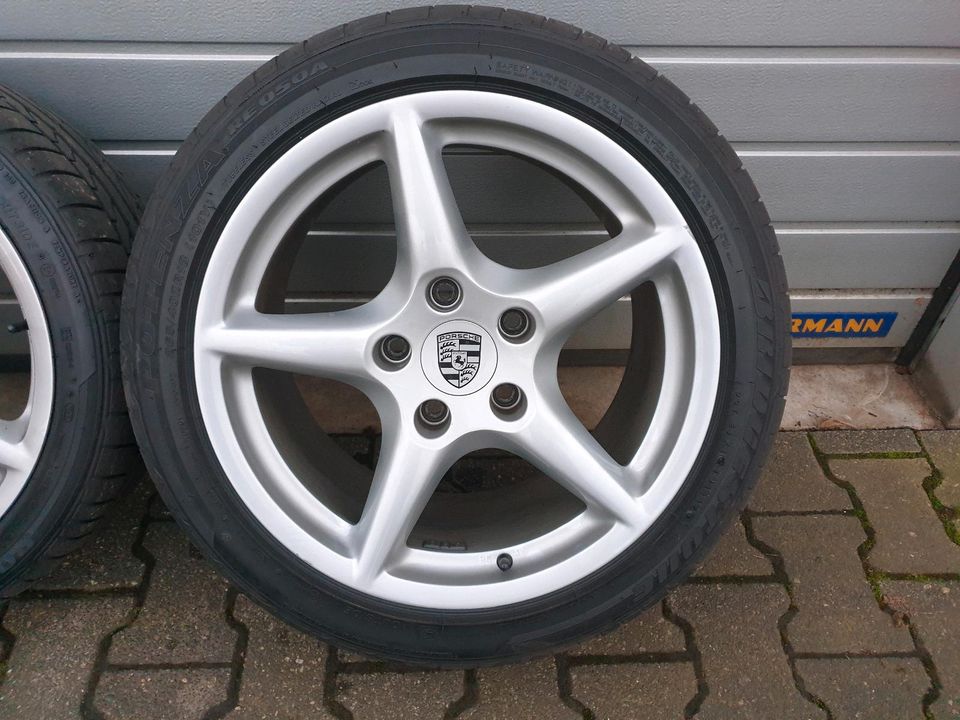 Porsche 997 18 Zoll Sommerräder Alufelgen 8x18 ET57 10x18 ET58 in Mettendorf