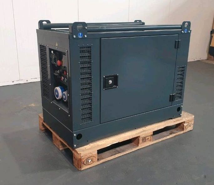 Honda Stromaggregat 6 kW - NEU - AVR - Notstromaggregat Notstrom in Kamen