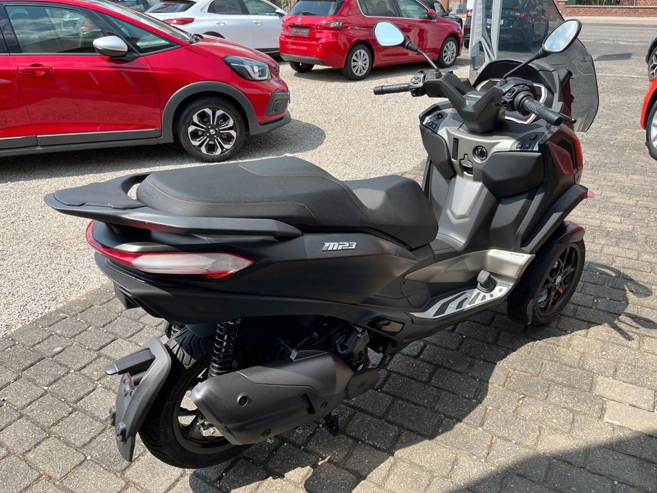 Piaggio MP3 530 E5 Exclusive E5 ABS in Heinsberg