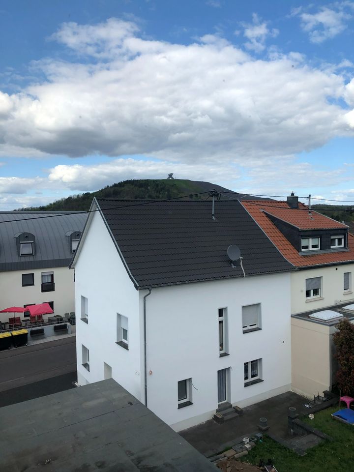 Ehemaliges Pfarrhaus in Ortskernlage in Ensdorf