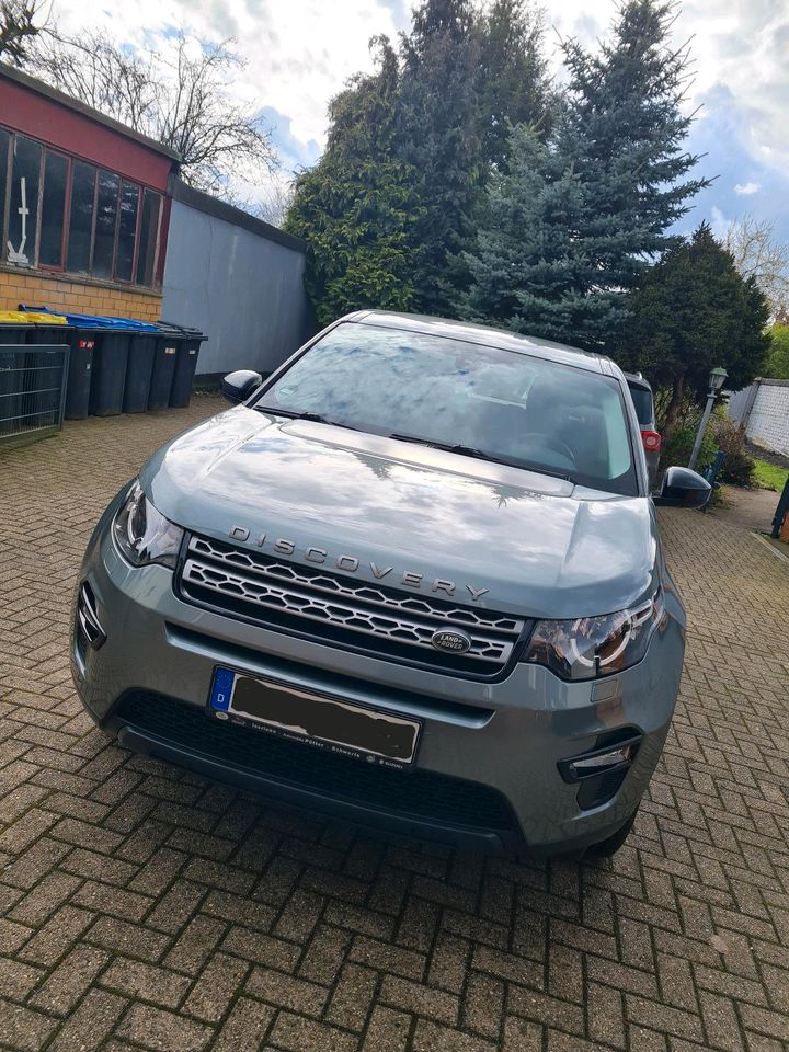 Land Rover discovery diesel Automatik Euro 6 . 8 Gang 4x4 in Castrop-Rauxel