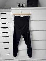 Puma Umstandsleggings Schwangerschaft Leggings Größe XS schwarz Nordrhein-Westfalen - Altena Vorschau