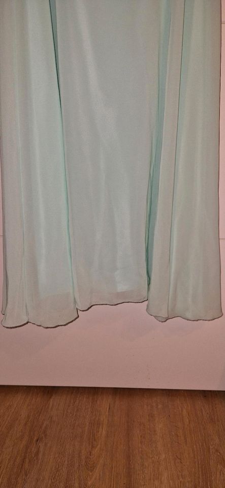 Mint farbenes Abendkleid in Zerbst (Anhalt)