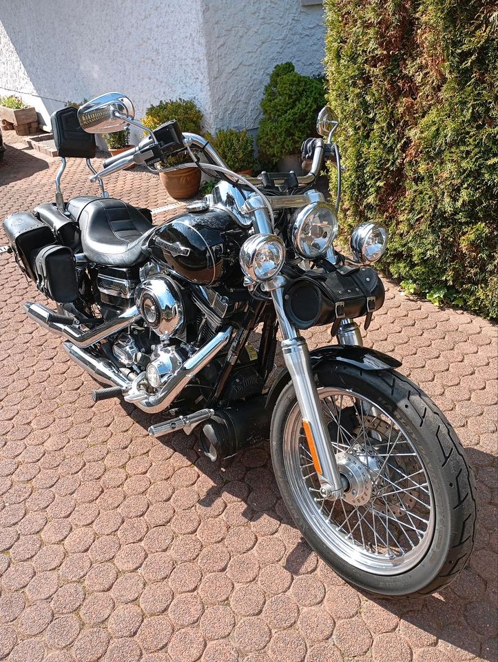 Harley Davidson FXDC Super Glide, Top Zustand in Fulda