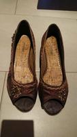 Braune Peeptoes mit Keilabsatz und Perlen Gr. 37 Bayern - Bad Aibling Vorschau