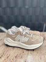 New Balance 57/40 beige Stoff Sneaker Sport Runner Schuhe Nordrhein-Westfalen - Minden Vorschau