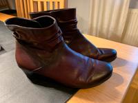 Selten getragen Gabor Stiefelette Bordeaux Gr. 9 43 Niedersachsen - Cloppenburg Vorschau