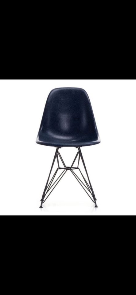VITRA - Eames Fiberglas Side Chair DSR - NP670€ - wie NEU!!! in München