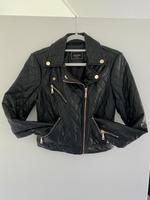 Guess Damenjacke XS Schwarz Leder Motorradjacke Stil Saarland - Bexbach Vorschau