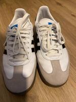 Adidas Samba Turnschuhe 38 2/3 weiß Bayern - Kottgeisering Vorschau