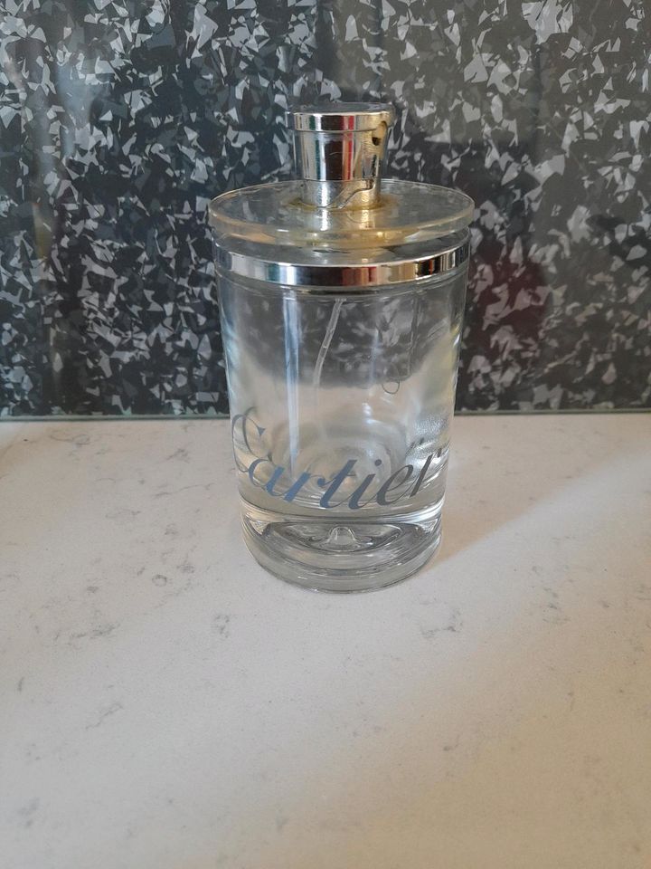 Ralph Laureen leere Duschbad Flasche. Cartier leere Flasche in Ludwigsburg