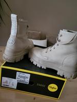 *neuwertig* Buffalo Aspha RLD beige Gr. 27 Boots Stiefeletten Nordrhein-Westfalen - Detmold Vorschau