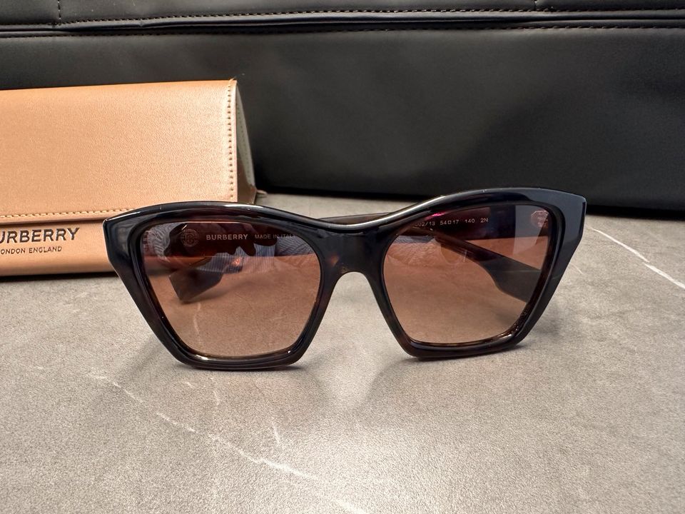 Burberry Sonnenbrille | Damen | braun in Monheim am Rhein