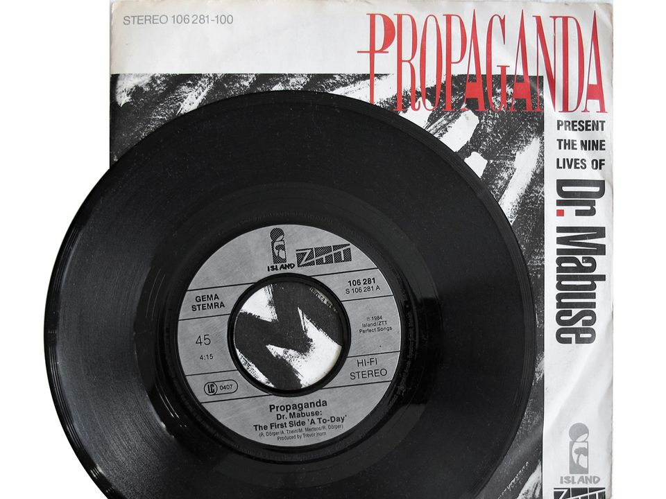 Vinyl 7" Maxi: Propaganda - Dr.Mabuse (12 ZTAS 2, Anton Corbijn) in Düsseldorf