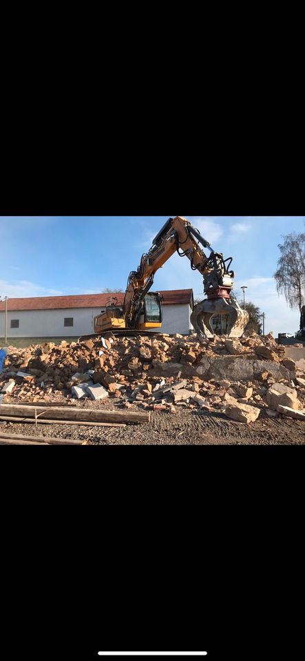 Erdarbeiten Aushub Kanal Garten Minibagger Radlader in Reichenbach