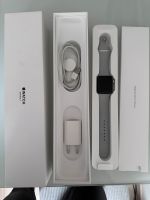 Apple Watch Series 3 42 mm inklusive 8 Armbänder Uhrenwerkzeug Sachsen-Anhalt - Westeregeln Vorschau