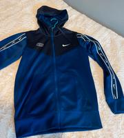 Nike Sweatjacke gr XS wie neu Berlin - Spandau Vorschau