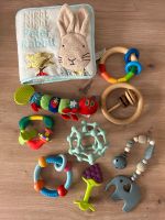 Großes Babyset mit Rassel, Beißringen, Knisterbuch, Motorik Spiel Brandenburg - Brieselang Vorschau