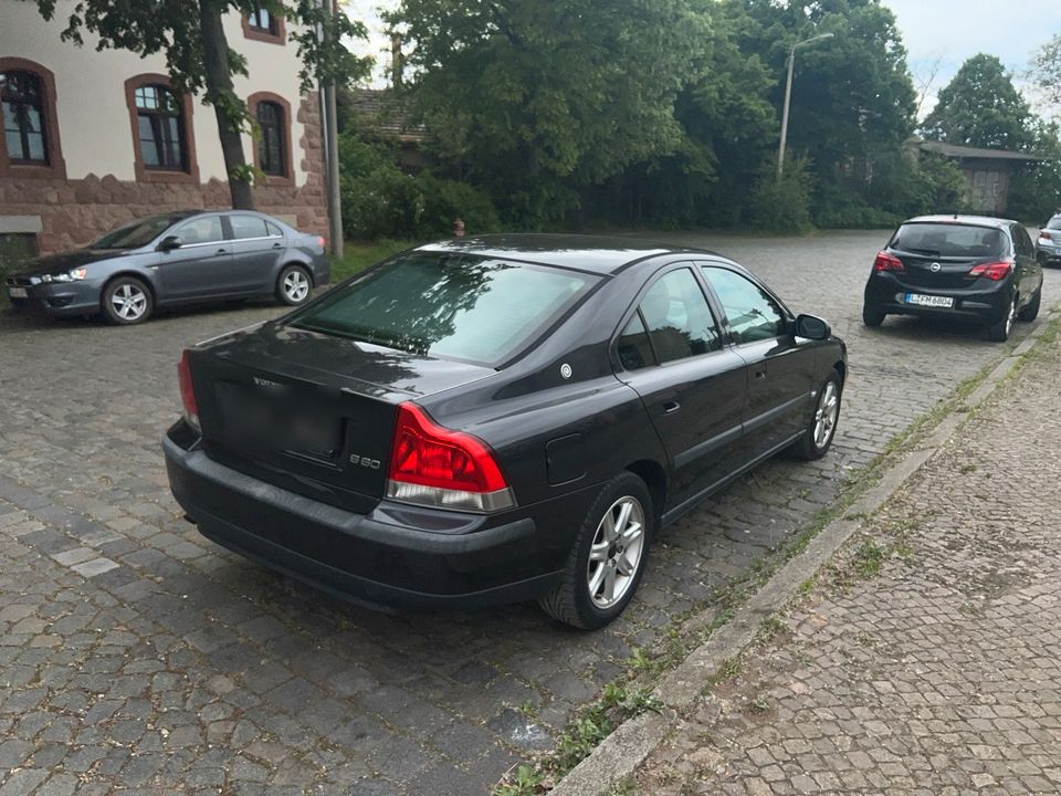 Volvo S60  guter Zustand in Leipzig
