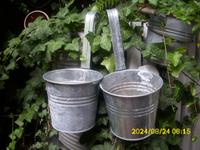 2 x verzinkter Übertopf Blumentopf zum Aufhängen zus. 4 € Baden-Württemberg - Hausen Vorschau