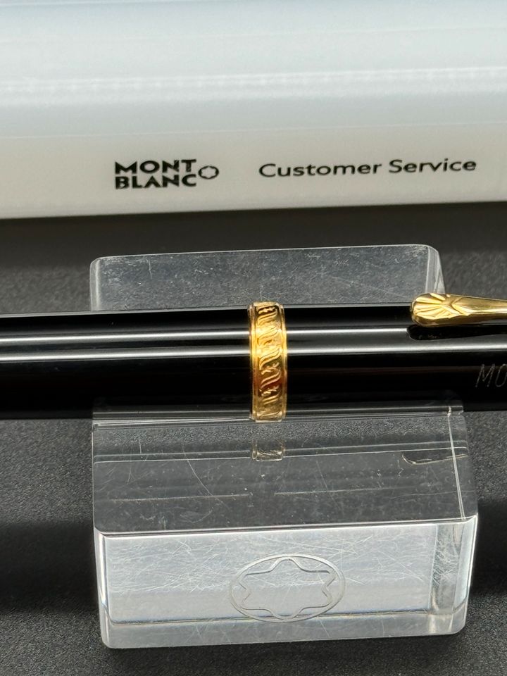 Montblanc Writers Edition Limited Voltaire 1995 Kugelschreiber in Kassel