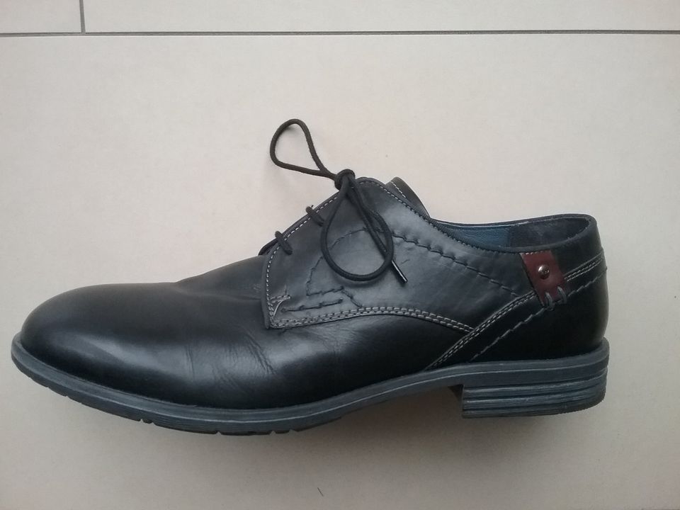 Herren Schuhe, Größe 45, schwarz in Werlte 