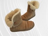 UGG -feine Winterstiefel - Stiefel - Lammfell Boots -beige -Gr.38 München - Milbertshofen - Am Hart Vorschau