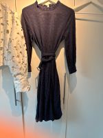 Kleid • MAX&Co • L • dunkelblau • weitschwingend Niedersachsen - Scharnebeck Vorschau