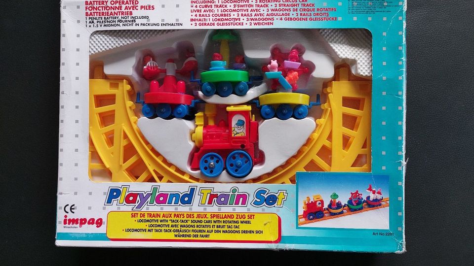 2x Eisenbahn Playland Train Set Vintage Spielzeugeisenbahn Lok in Wissen