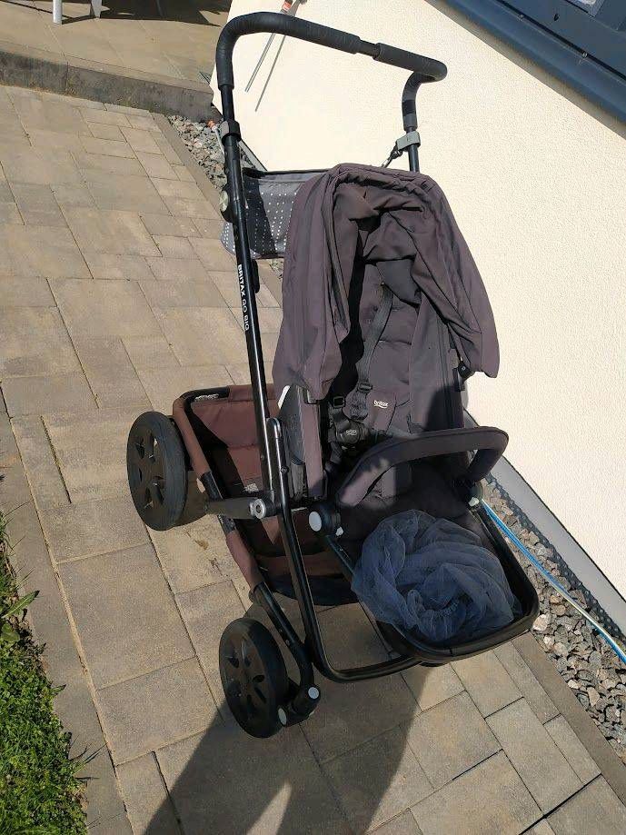 Britax Römer Go Big 2 Kombi Kinderwagen Buggy XXL und Babyschale in Kippenheim