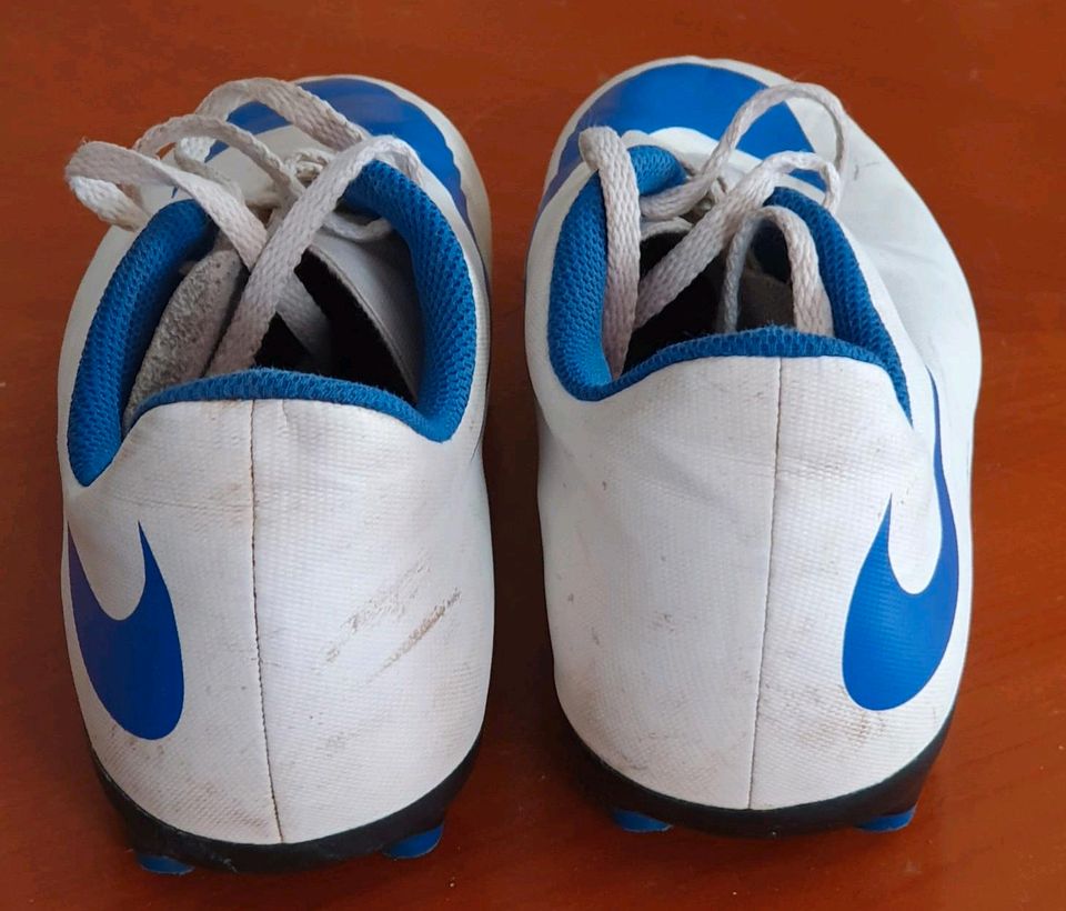 Fußballschuhe Nike Gr. 38 in Flieth-Stegelitz