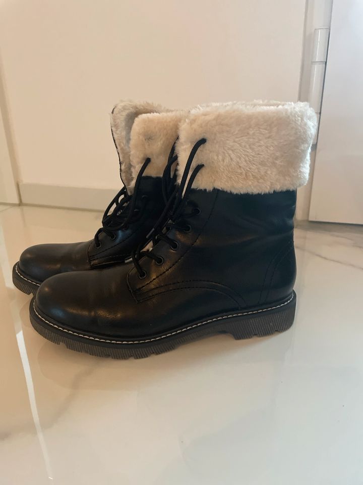 Damen Winterstiefel in Ransbach-Baumbach