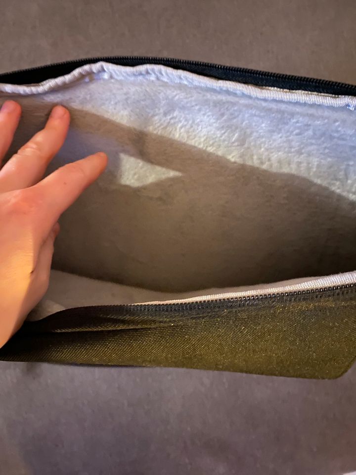 Laptop Hülle Tasche schwarz in Augsburg