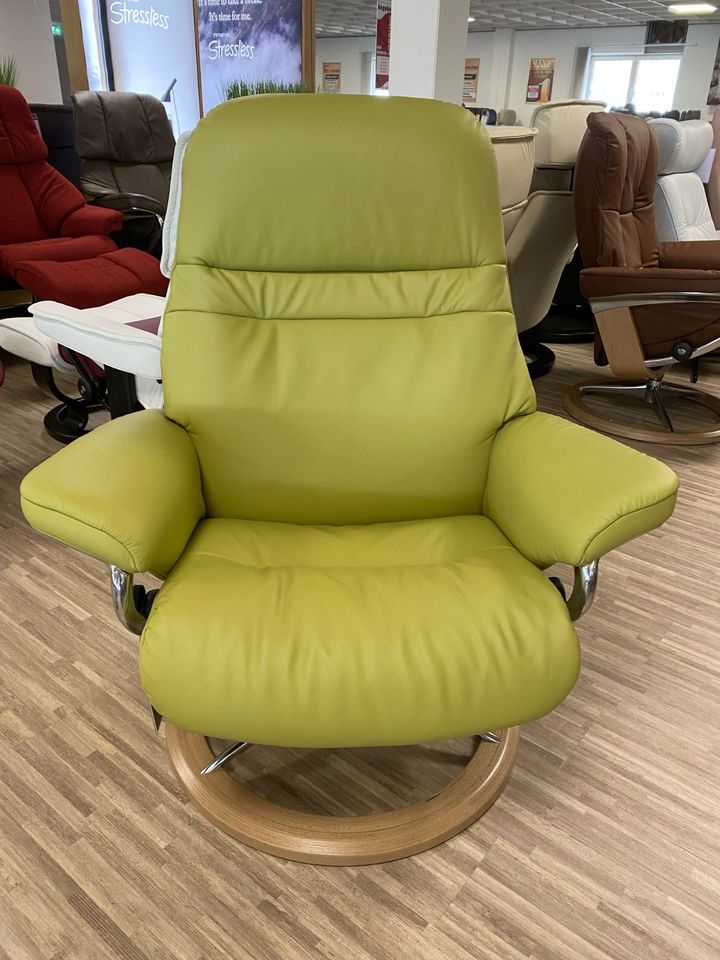 Sale -50% Rabatt / Stressless Sessel + Hocker Sunrise Amber Green in Kaiserslautern