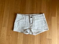 sehr kurze weiße Jeans / Hotpants von Buffalo, Gr. 34 Frankfurt am Main - Bornheim Vorschau