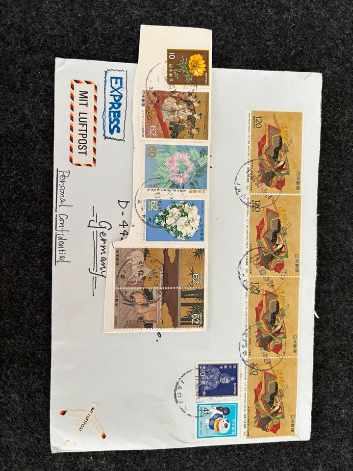 Briefmarken aus Japan in Nottuln