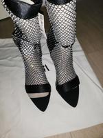 Elegante Zara Stiefeletten mit Pailletten 38 schwarz Kreis Pinneberg - Elmshorn Vorschau