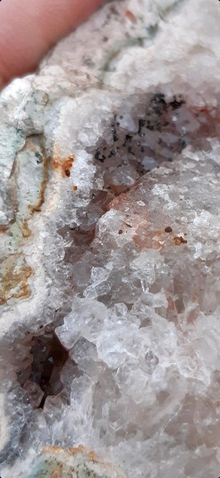 Mineralien Amethyst Quarz Edelsteine Calcit Kalzit Sinter Esoteri in Leipzig