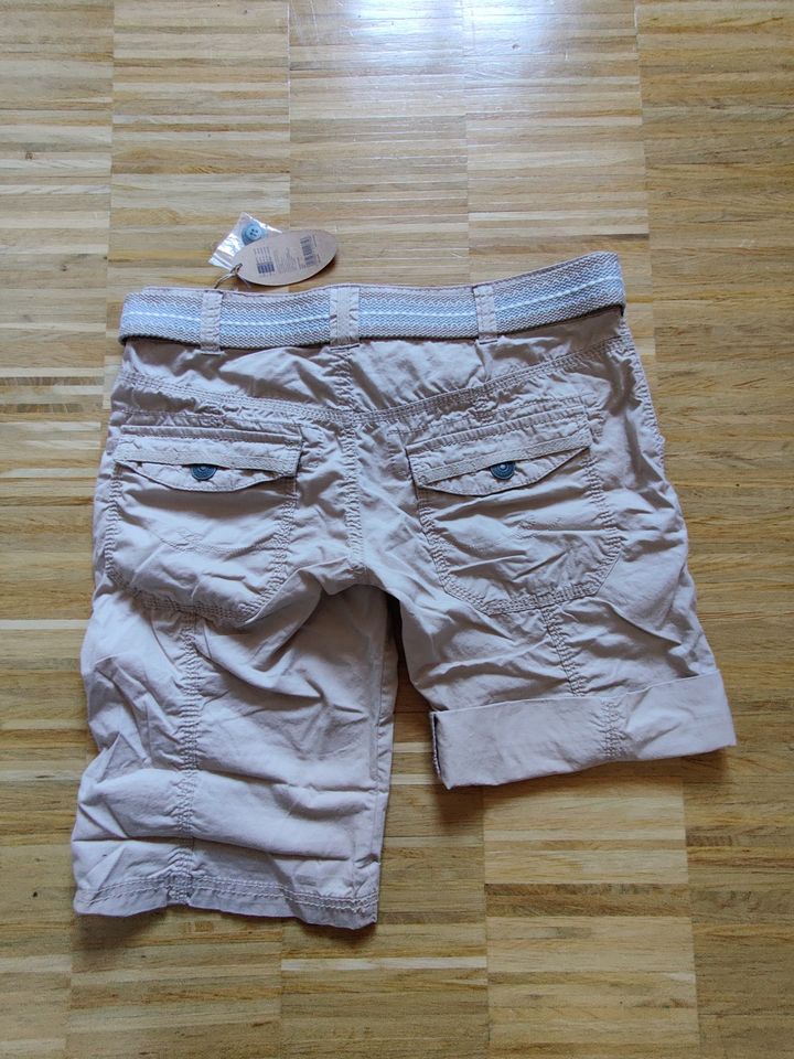 Esprit,edc,Cargohose,Shorts,Länge verstellbar, Größe 36, neu in Wilhermsdorf