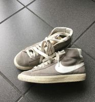 Nike Blazer high suede Sneaker, grau Nordrhein-Westfalen - Engelskirchen Vorschau