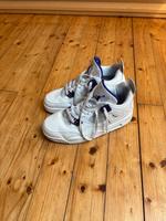 Jordan 4 Retro Metallic Purple Nordrhein-Westfalen - Wegberg Vorschau