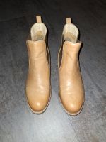Tamaris Chelsea Boots Schuhe Gr. 40 Parchim - Landkreis - Pinnow Vorschau
