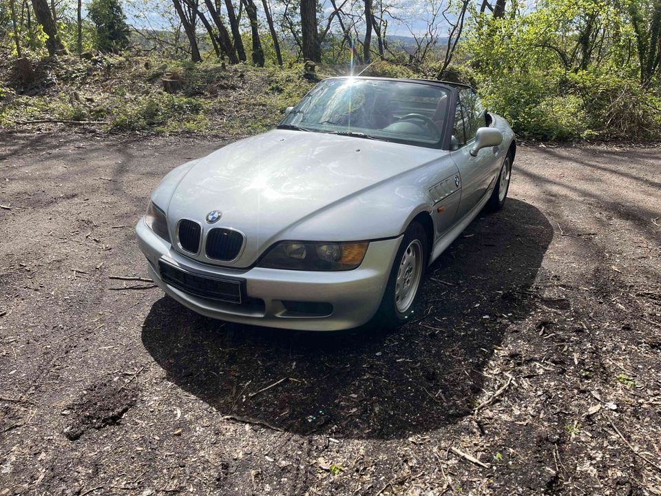 BMW Z3 - TÜV und Inspektion Neu - 53000 Kilometer - Hardtop in Saarbrücken