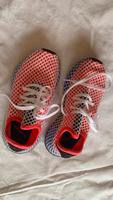 Adidas Schuhe Gr.35 1/2 Nordrhein-Westfalen - Düren Vorschau